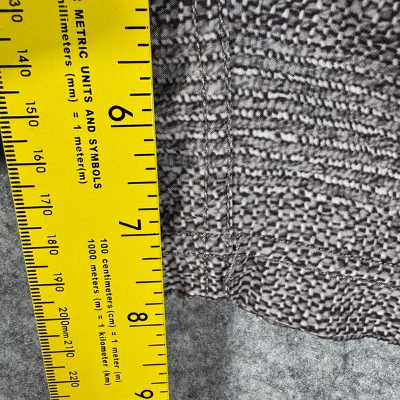 Vuori Kore Shorts Mens Medium Gray Performance Drawstring Lined Athletic Stretch - Picture 7 of 12